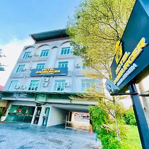 https://oyo-88.hotelsinmalacca.net